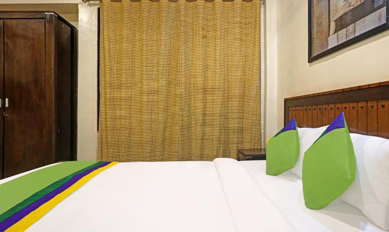 Hotel The Elite